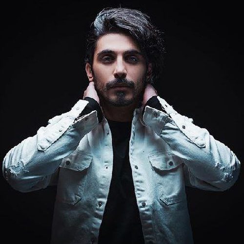 کسری زاهدی
